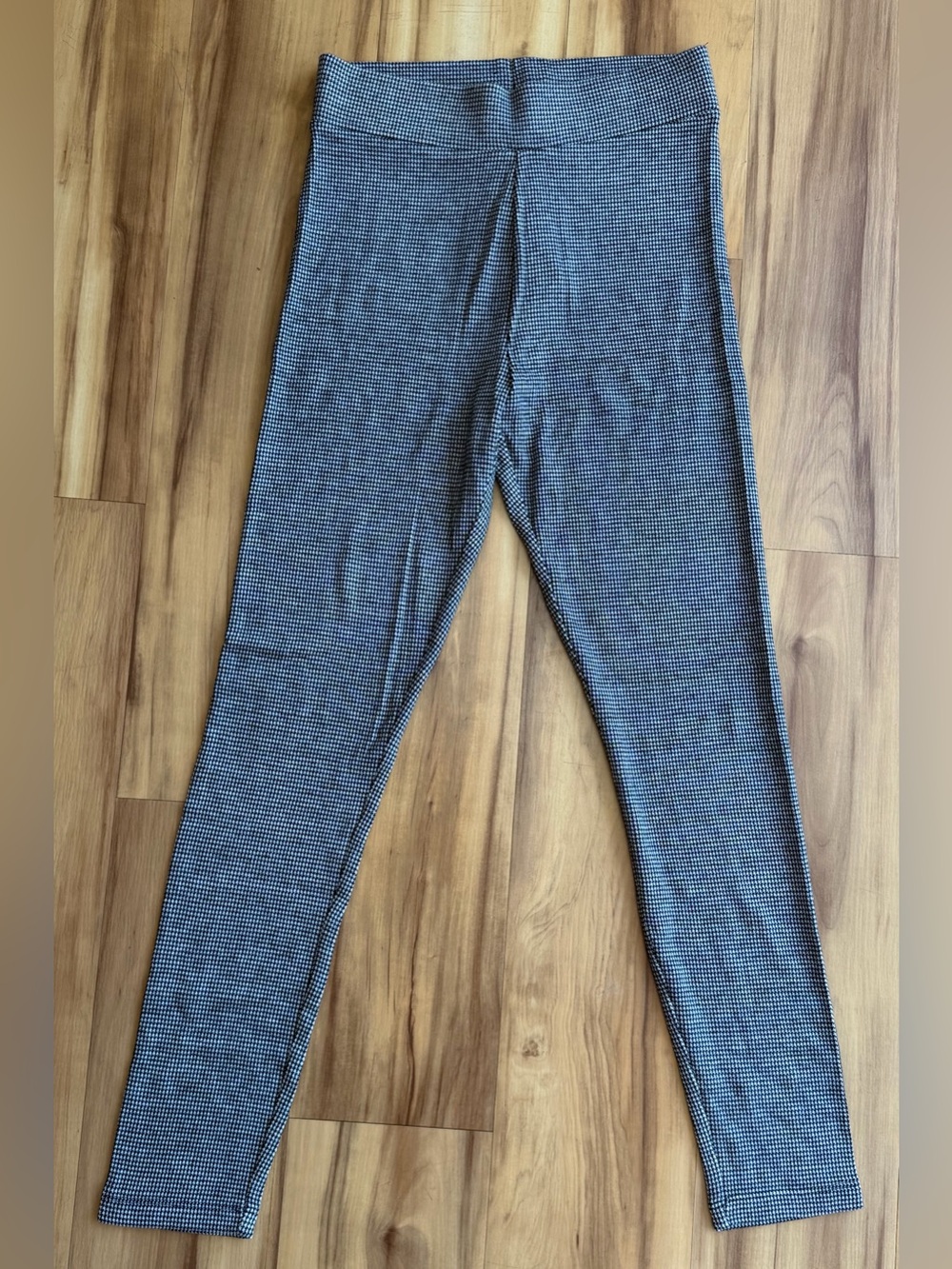 179: Lou & Grey Monochrome Micro-Houndstooth Leggings - Small